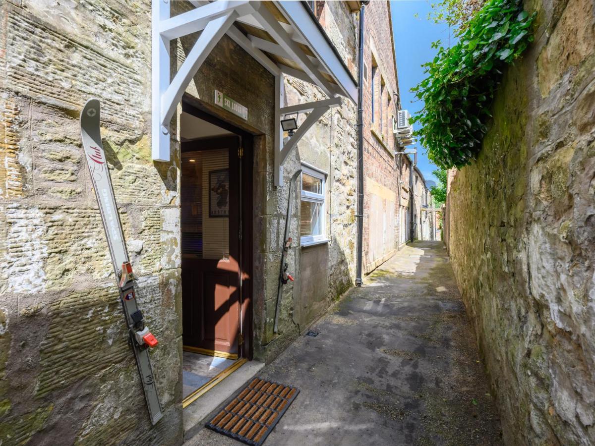 Anastasia'S Secret! Cupar Swiss Alpine Style Apartment Buitenkant foto