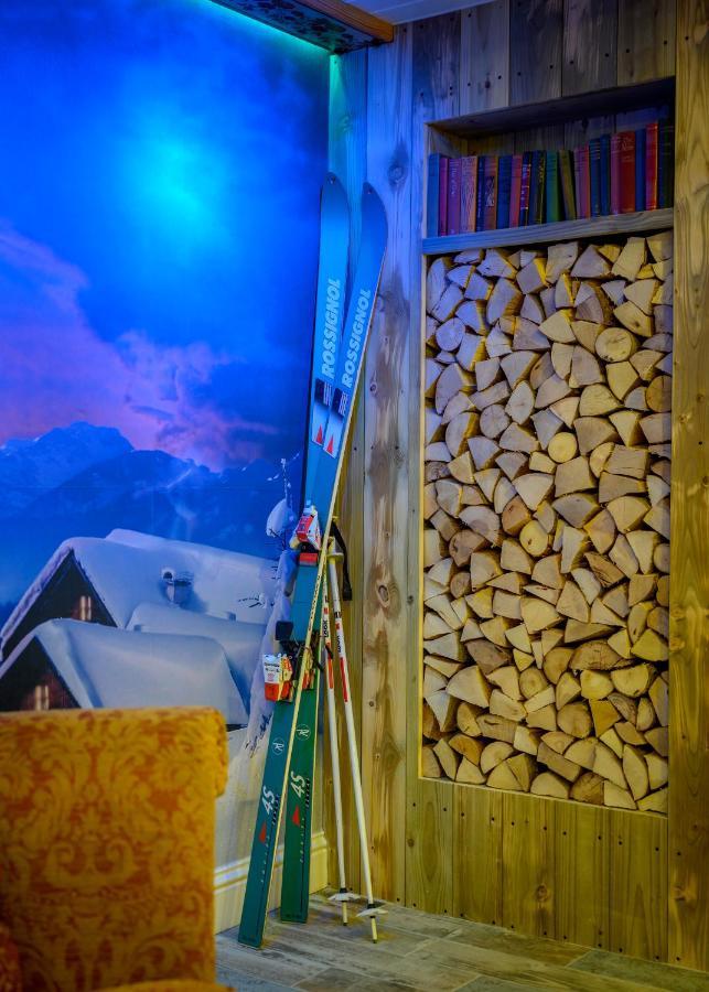 Anastasia'S Secret! Cupar Swiss Alpine Style Apartment Buitenkant foto